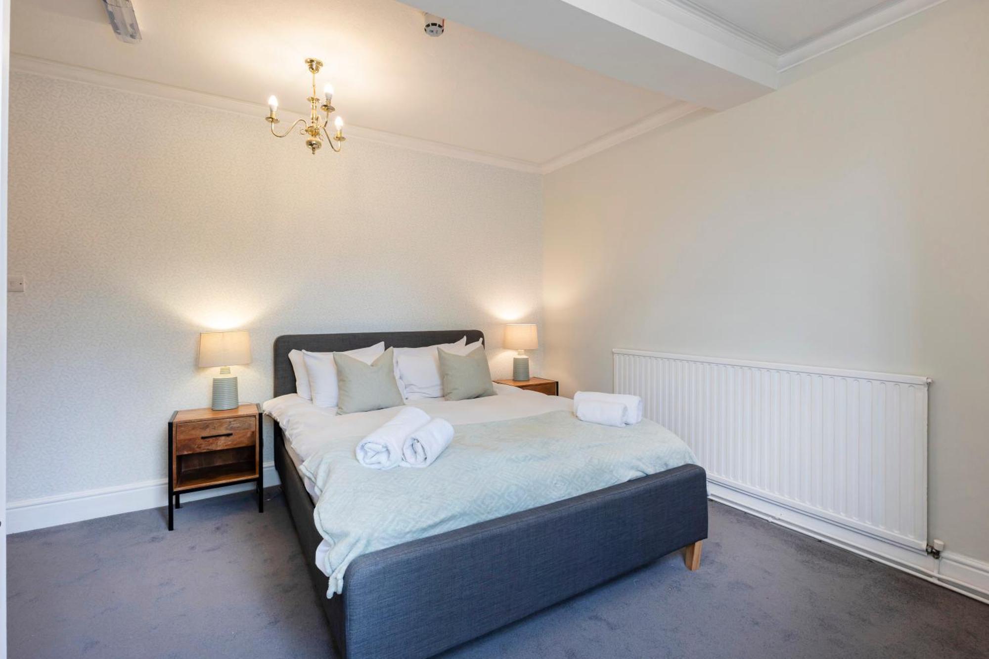Отель Oyo Blenheim House Etwall Экстерьер фото