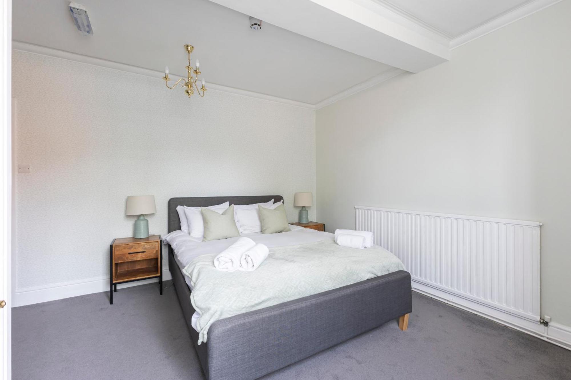 Отель Oyo Blenheim House Etwall Экстерьер фото
